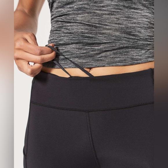 Lululemon Speed Up Tight *Full-On Luxtreme 28" - Picture 2 of 4